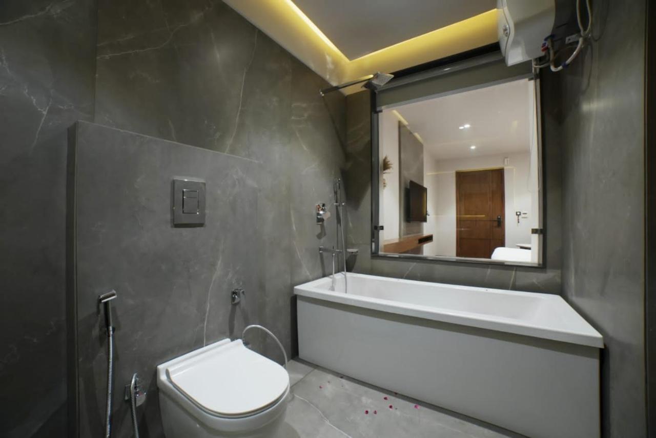 The Rohini Mansion A Unit Of The Monsoon & Pearl Palace Yamuna Nagar Ngoại thất bức ảnh